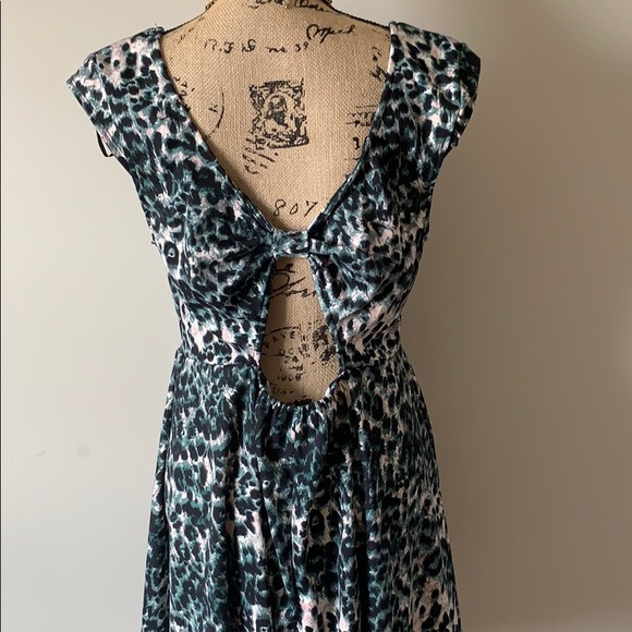 Cheetah Print Dress w/ Open Back - Picture 3 of 5